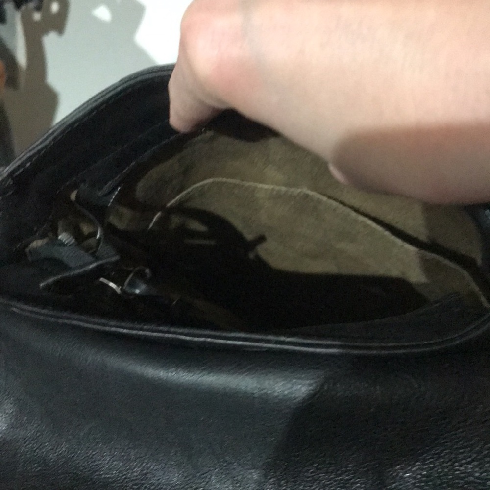 Stylish Black Leather A.S.98 Bag - Picture 12 of 12